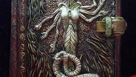 عکس جلد کتاب رستاخیز مردگان